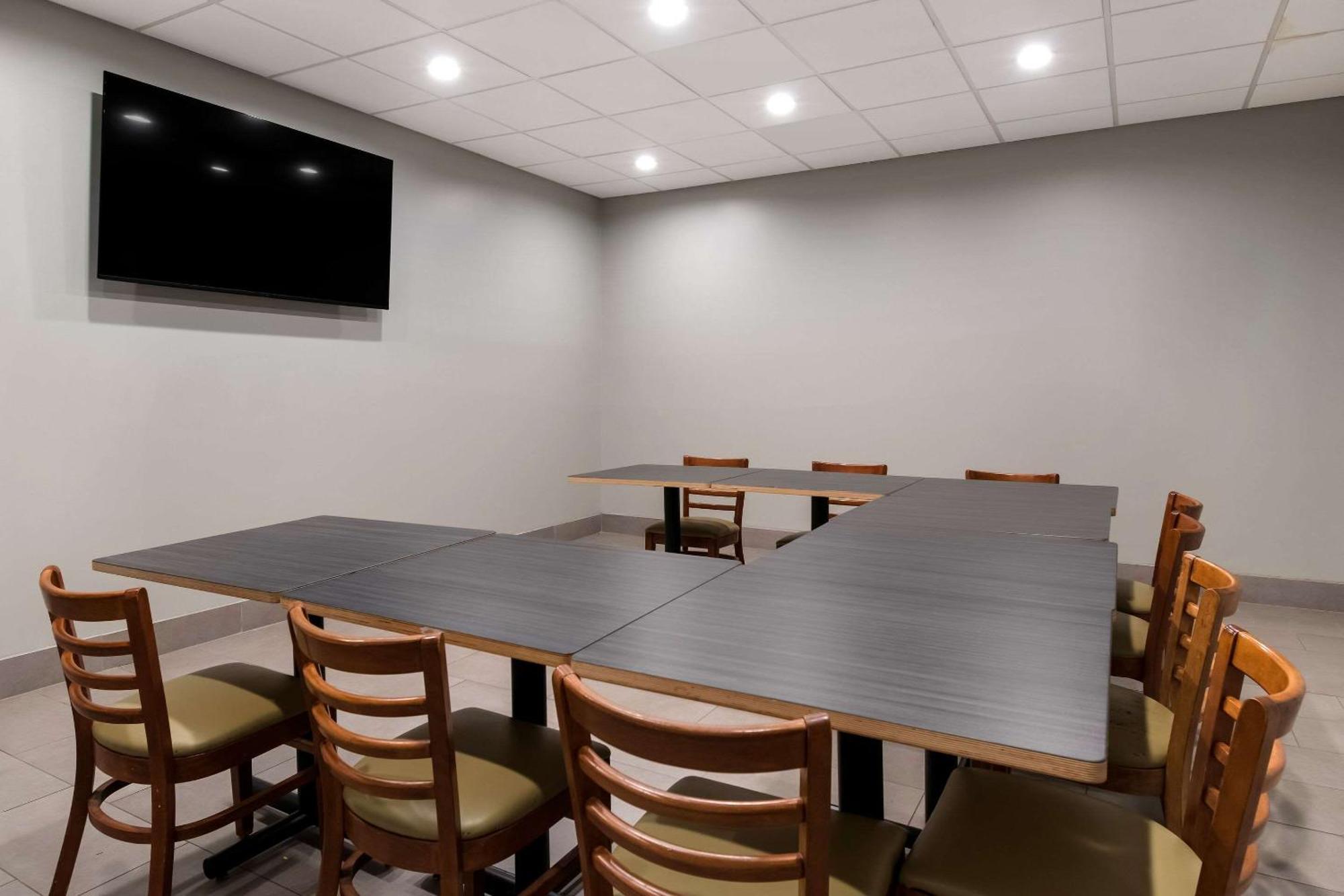 Country Inn & Suites By Radisson, Harrisburg Northeast - Hershey Esterno foto