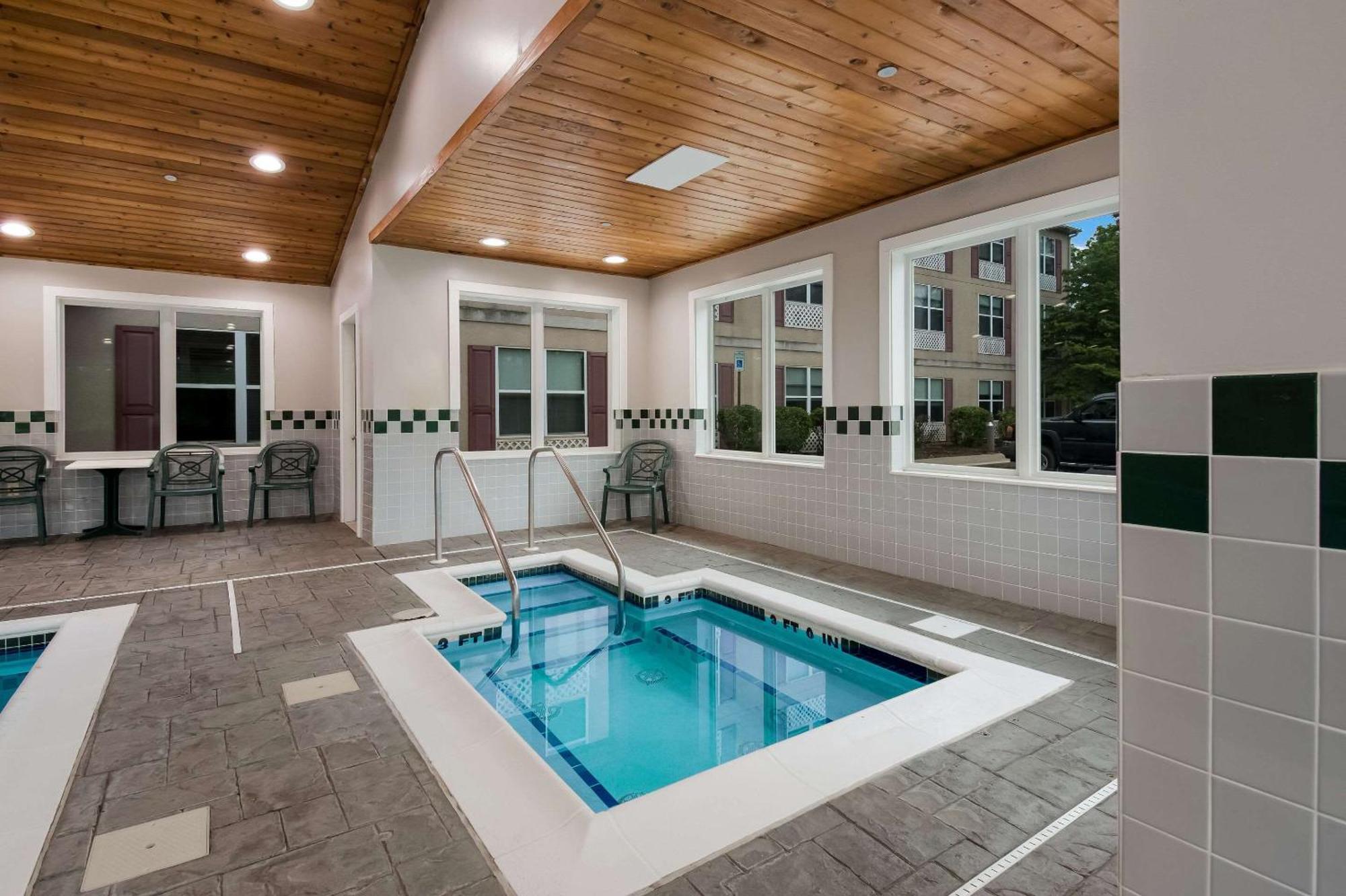 Country Inn & Suites By Radisson, Harrisburg Northeast - Hershey Esterno foto